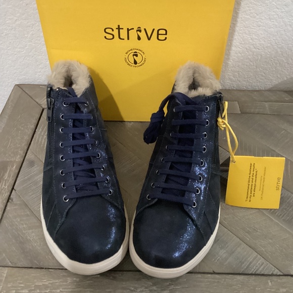 STRIVE Chatsworth II Leather Hi-Top Sneaker with Faux Fur Trim (Women) 10M - Picture 1 of 14